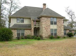 2101 Woodmont Dr, Orange, TX 77632