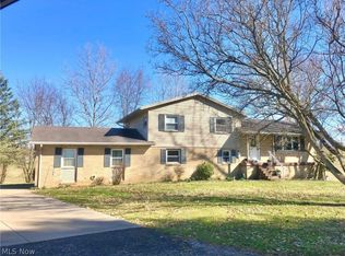 5728 Grove St, Louisville, OH
