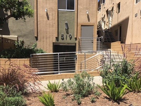 2nd image of 519 Glenrock Ave APT 306
