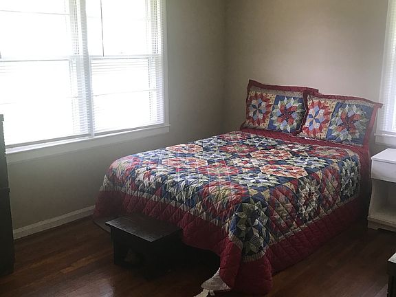2nd image of 607 Betty St
