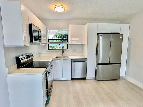 5th image of 5656 Maypop Road