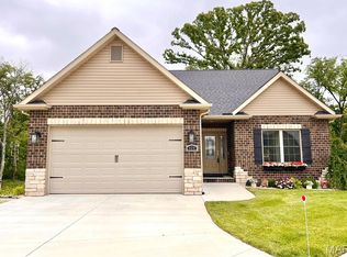 429 Firestone St, Freeburg, IL
