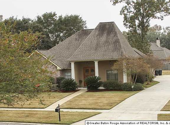 2nd image of 17922 Bellingrath Lakes Ave