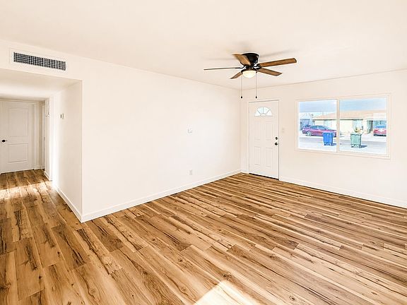 5th image of 2372 S 6th Ave
