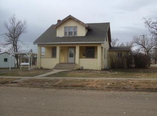 501 4th Ave W, Lemmon, SD 57638