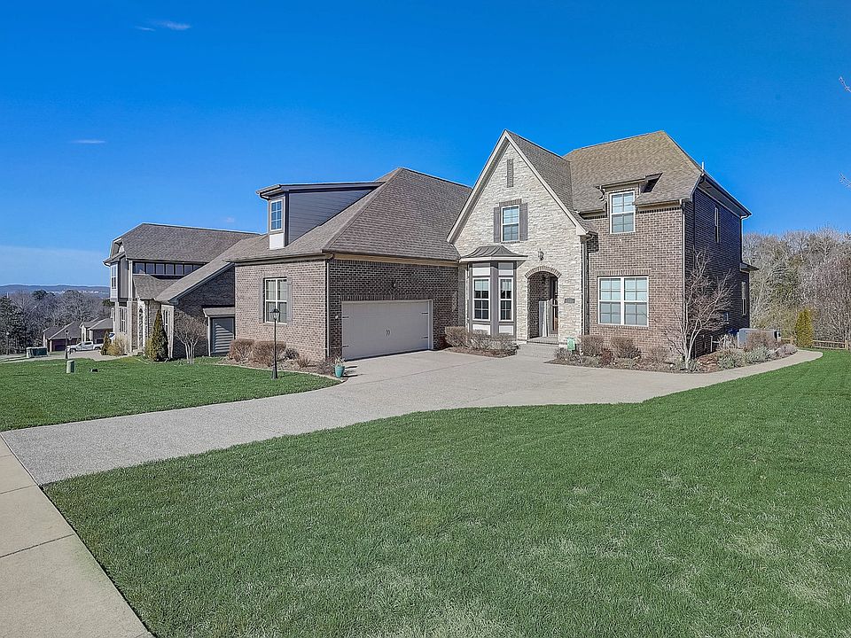 131 Ervin St, Hendersonville, TN 37075 Zillow