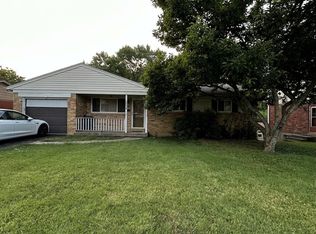 8519 Foxcroft Dr, Cincinnati, OH 45231