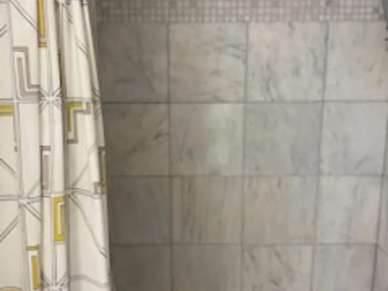 635 W Girard Ave #D — Photo 8