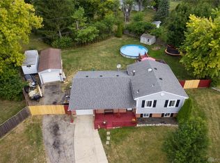 1000 Michelle Ct, Englewood, OH 45322