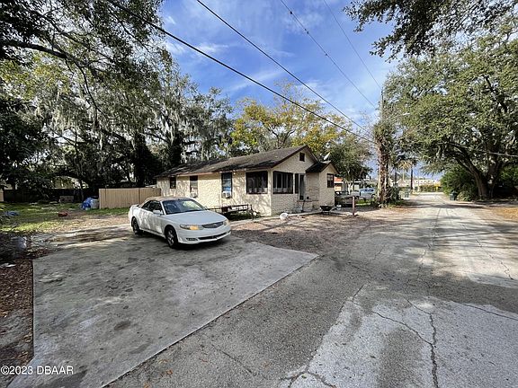 4th image of 332 N Caroline St
