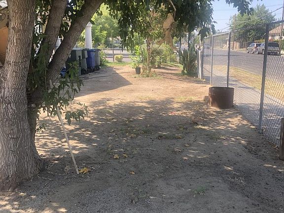 5th image of 3403 E McKenzie Ave