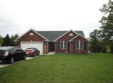 1st image of 143 Alexander Knoll Dr