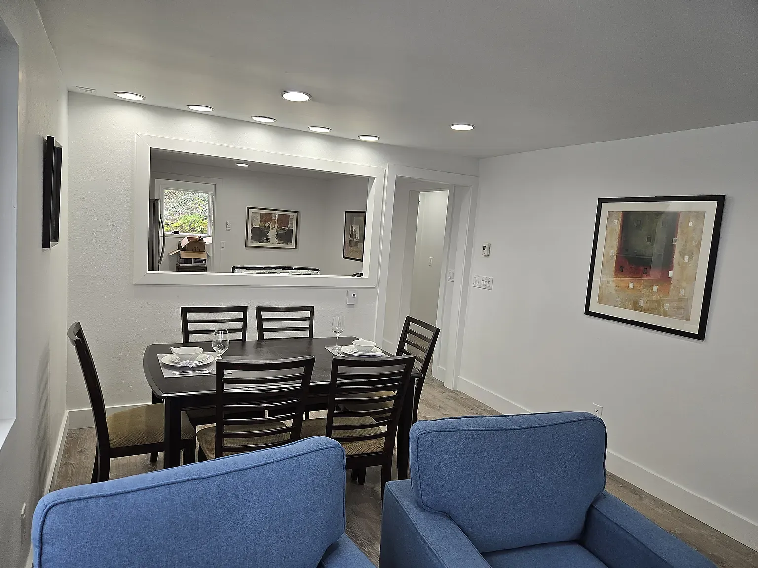 3 bed, 1070 sqft, $3,600 — Photo 3