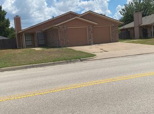 5814 Silver Sage Dr, Haltom City, TX 76137