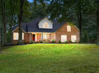 3379 E Rhett Butler Rd, Clarksville, TN 37042