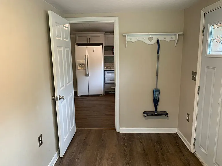 4107 Vern Sikking Rd — Photo 10