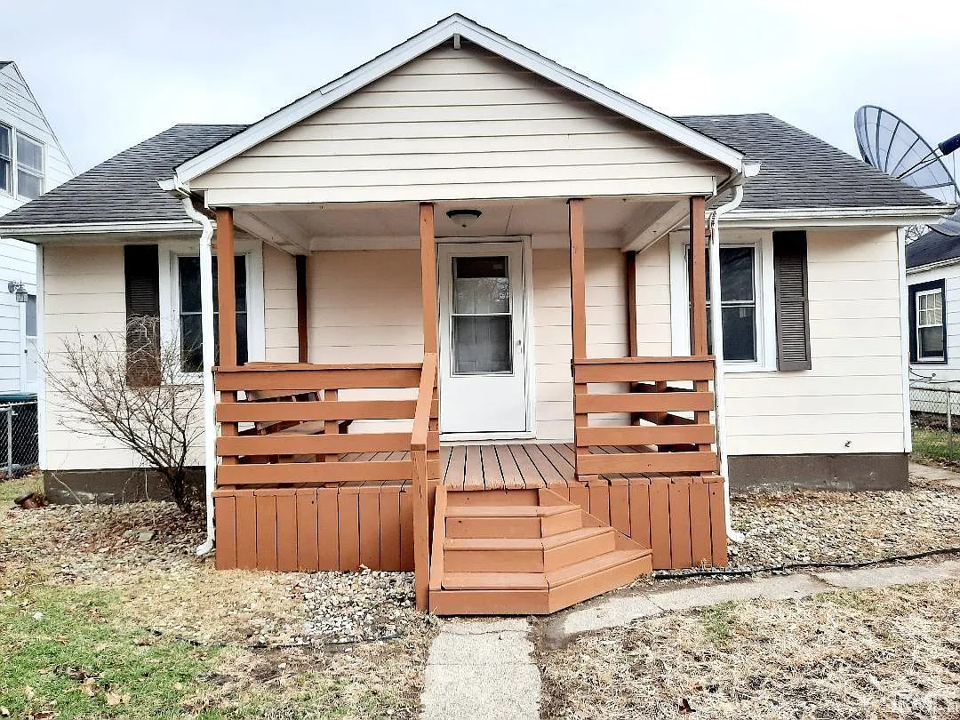 2314 S Ebright St photo 1