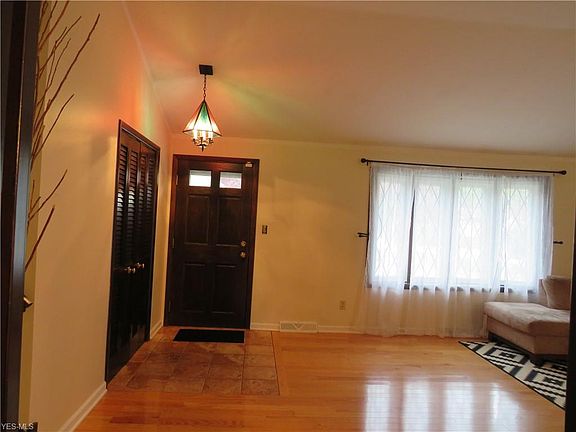 2nd image of 8345 Brentwood Dr