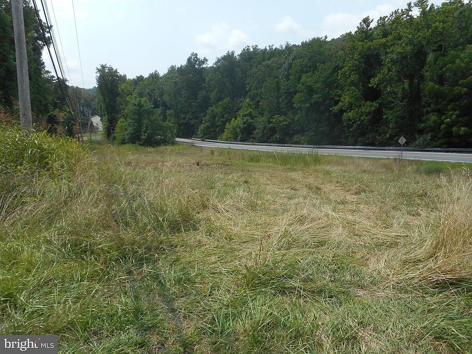 1st image of Lower Clubhouse Dr
