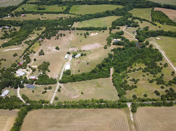 1 Edwards Rd, Van Alstyne, TX 75495