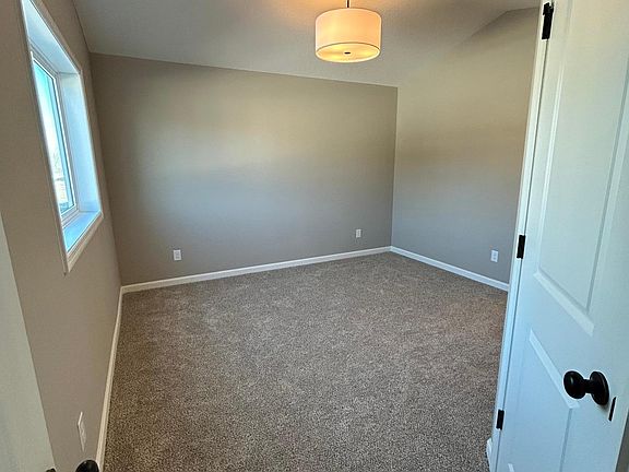 5th image of 4489 223rd St W