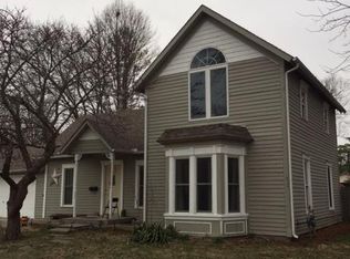 718 W 4th St, Lamoni, IA 50140
