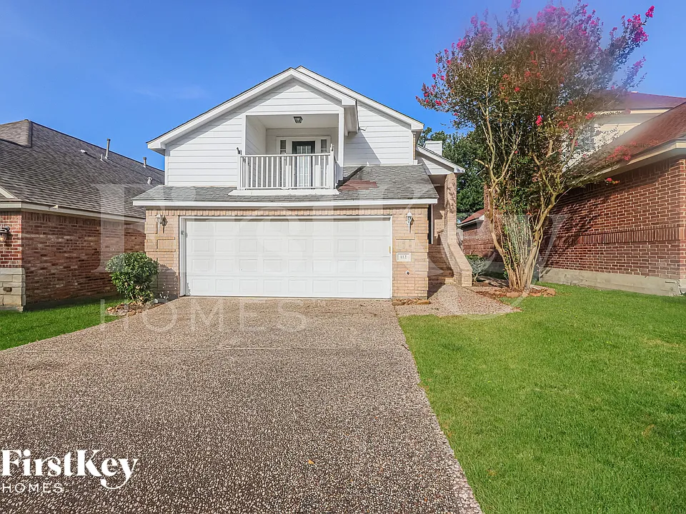 112 Golfview Dr