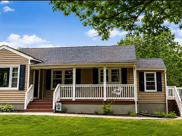 5695 Patrick Henry Hwy, Charlotte Court House, VA 23923