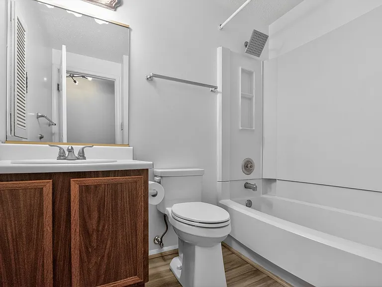 3388 Chelsea Dr — Photo 7