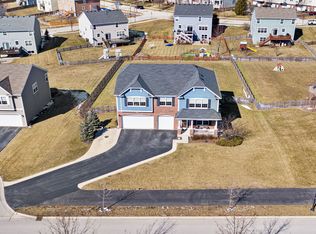 3052 Long Common Pkwy, Elgin, IL 60124