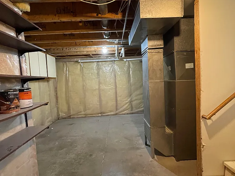 bonus large storage are in basement