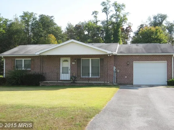 143 Airport Rd, Shippensburg, PA 17257