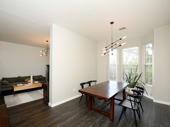 5th image of 216 Four Seasons Dr #2