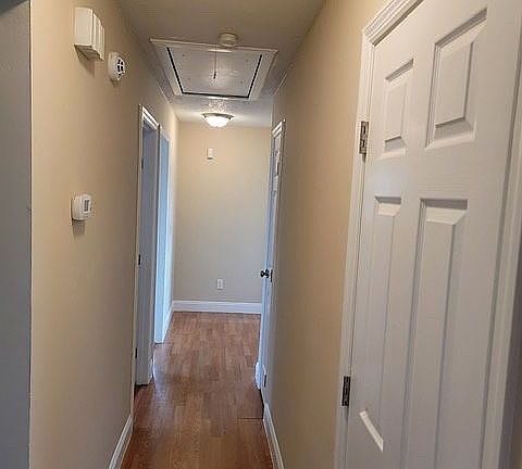 3rd image of 4905 Dickens Ave