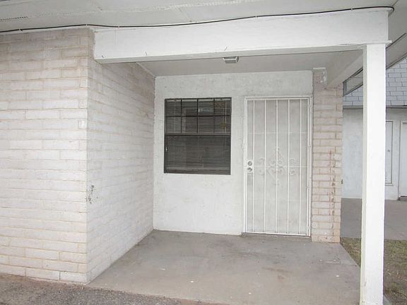 3rd image of 10824 Ivanhoe Dr