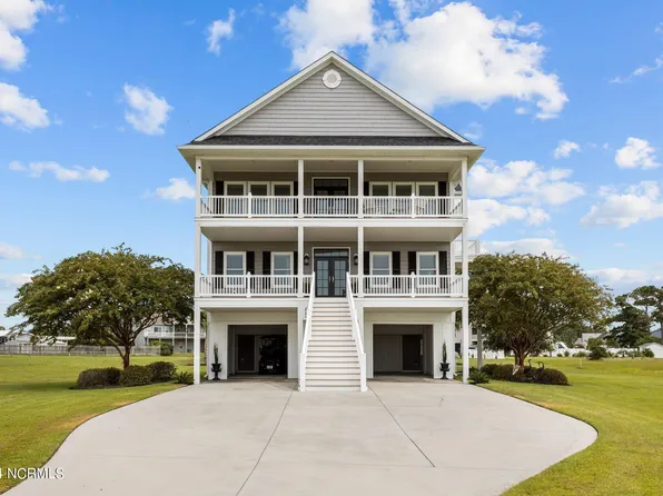 306 Lobinger Court, Newport, NC 28570