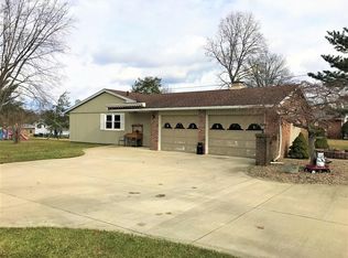 620 Karlson Dr, Mansfield, OH 44904