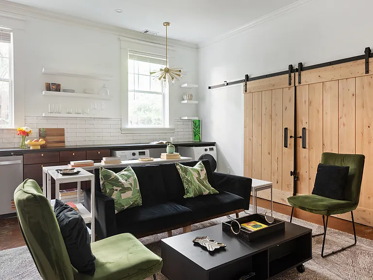 570 Morgan St NE #B — Photo 12