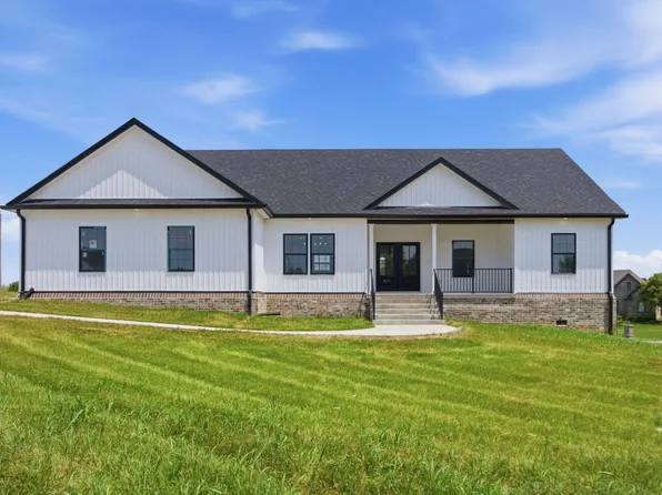 617 Ridge Crest Dr, Harrodsburg, KY 40330