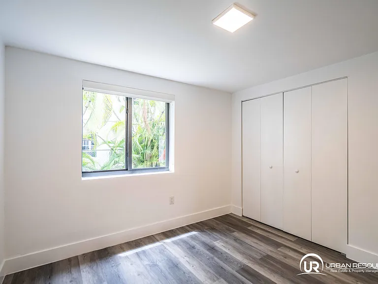 1985 Bay Dr #107 — Photo 14