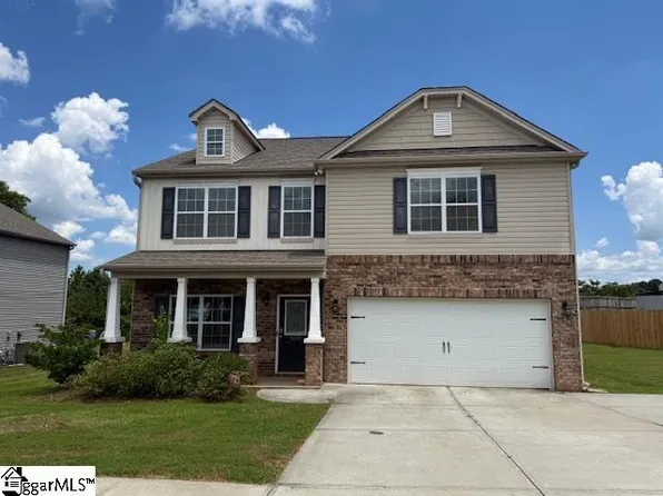 530 Friar Park Ln, Lyman, SC 29365