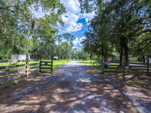 5305 Paces Landing Rd, Mims, FL 32754