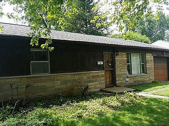 2nd image of 2831 Hillside Ave