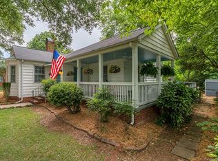 3900 Belcross Dr, Charlotte, NC 28205