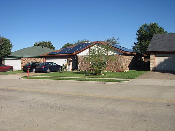 3rd image of 6617 N Park Dr