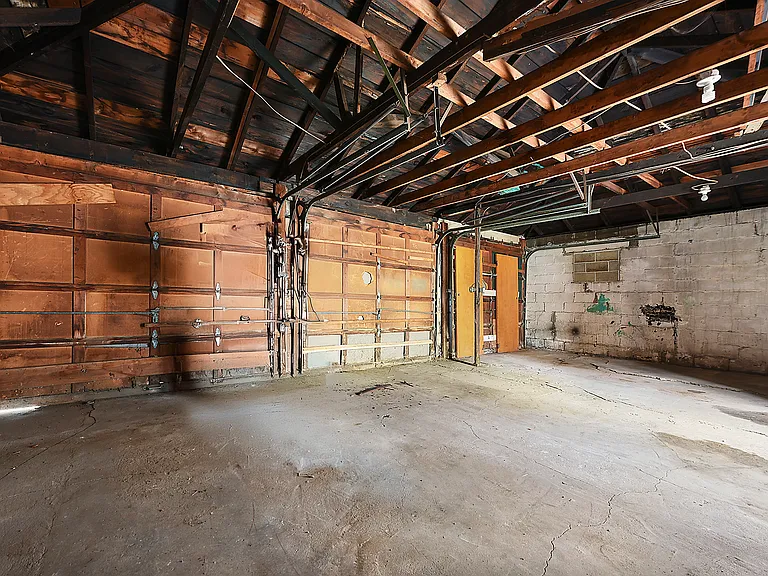 112 E 18th Ave #1 — Photo 21