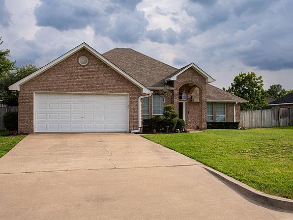4th image of 1818 Waterton Cir