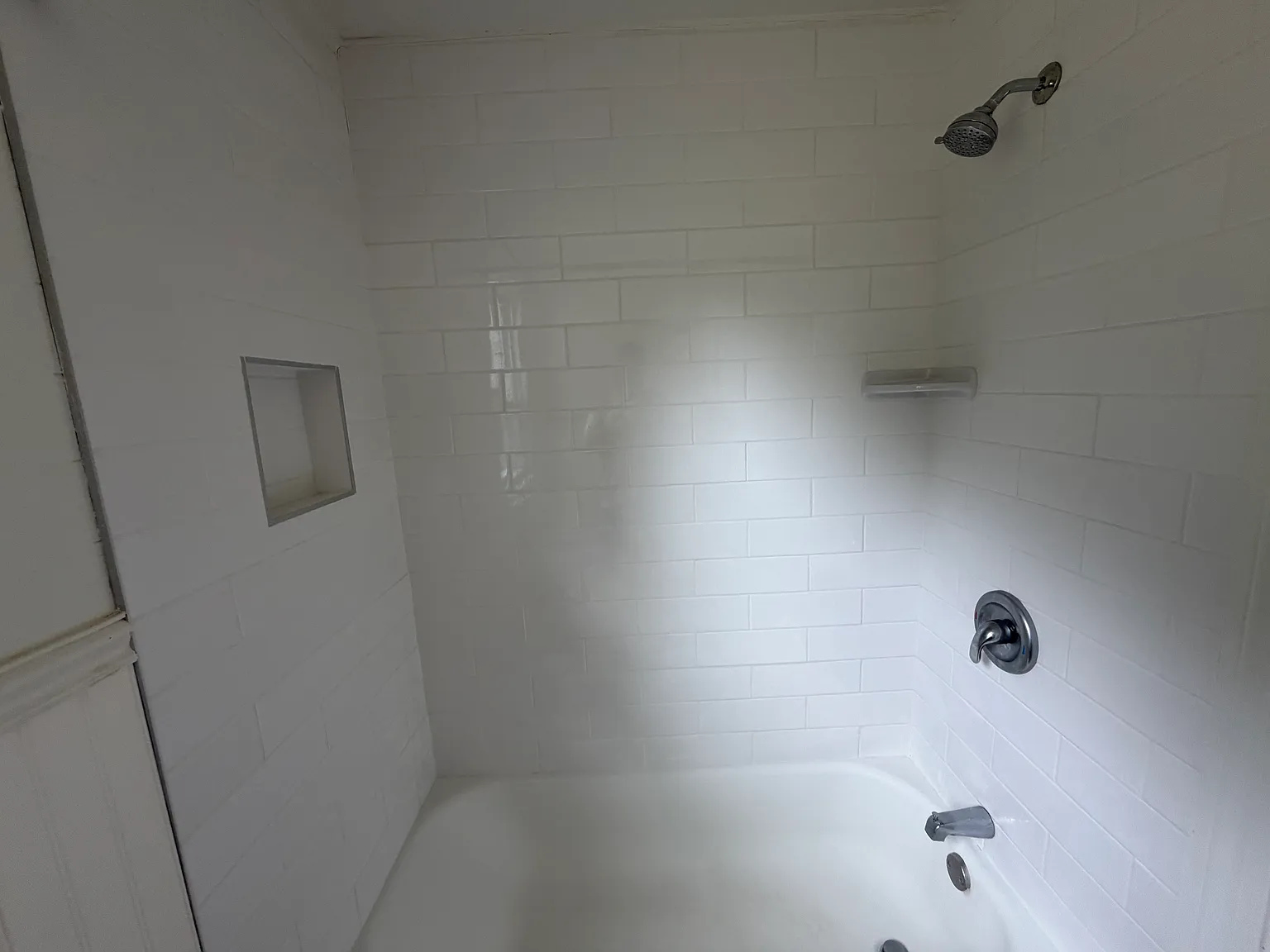 2 bed, 700 sqft, $1,700 — Photo 3