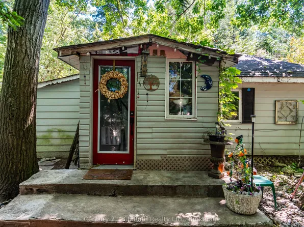 307 Tiny Beaches Rd S, Tiny, ON L0L 2J0