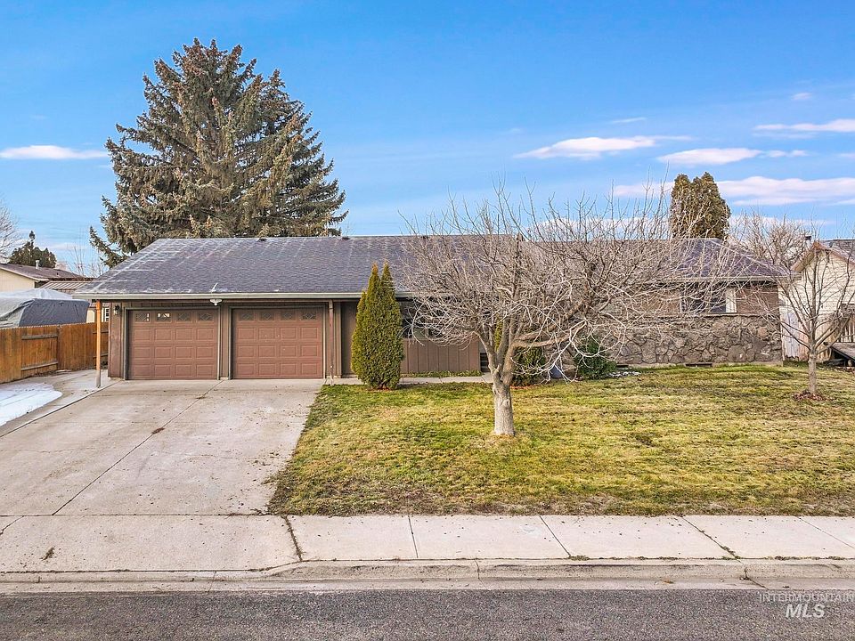 745 Newport St, Twin Falls, ID 83301 | Zillow